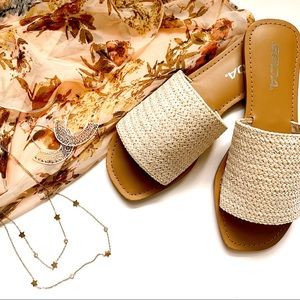 Soda | Shoes | Soda Raffia Off White Beach Sandal Slides Shoes | Poshmark